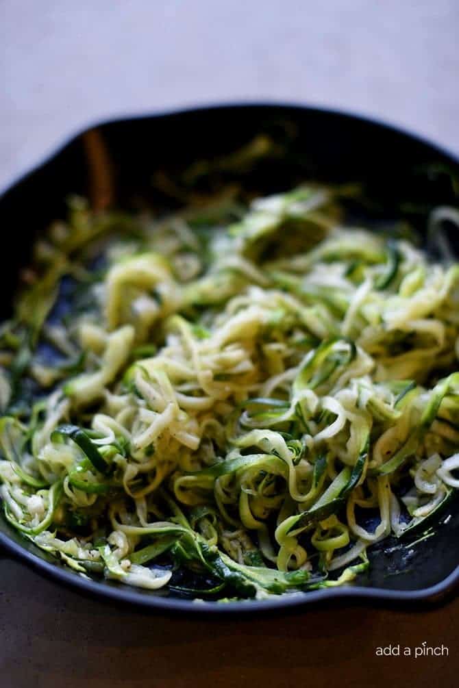 Easy 20-Minute Olive Oil Garlic Zucchini Noodles Recipe